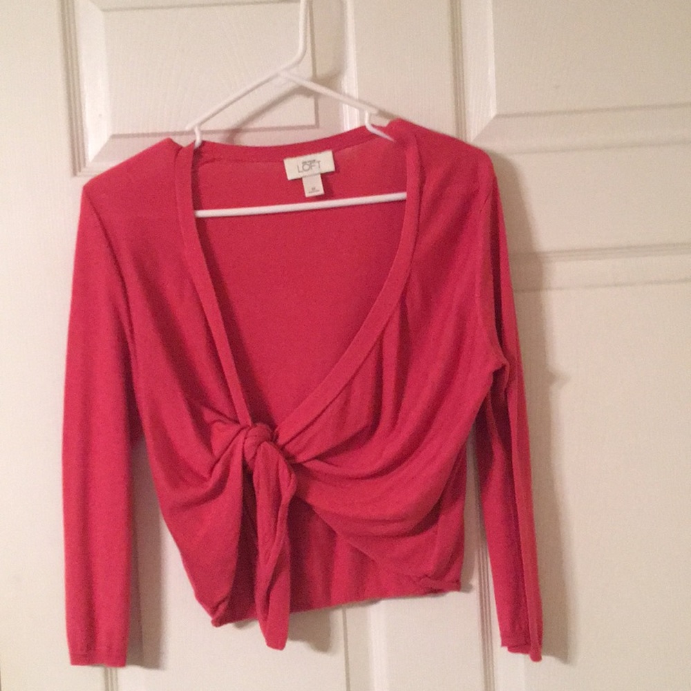 Knot front crop sweater.